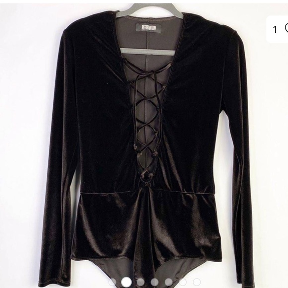 Reformation Avalon velvet bodysuit - Picture 2 of 4